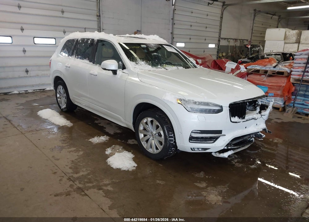 2018 VOLVO XC90 T6 MOMENTUM VIN: YV4A22PK1J1362817