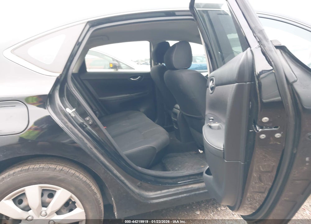 2018 NISSAN SENTRA S VIN: 3N1AB7AP5JY316278