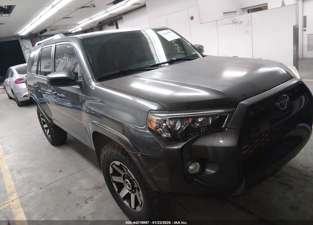 2014 TOYOTA 4RUNNER SR5 VIN: JTEBU5JR9E5202994