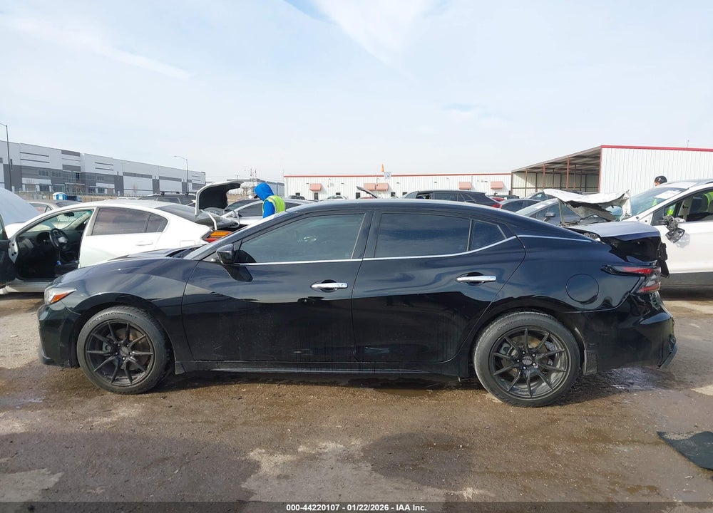 2019 NISSAN MAXIMA 3.5 S VIN: 1N4AA6AV1KC383680