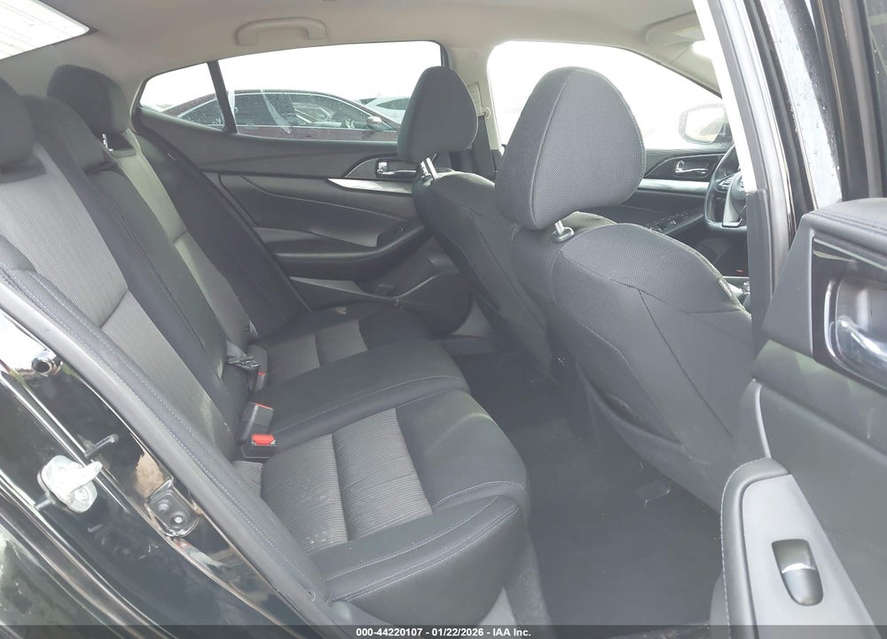 2019 NISSAN MAXIMA 3.5 S VIN: 1N4AA6AV1KC383680