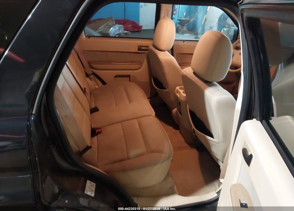 2010 FORD ESCAPE XLT VIN: 1FMCU9DG7AKB93536