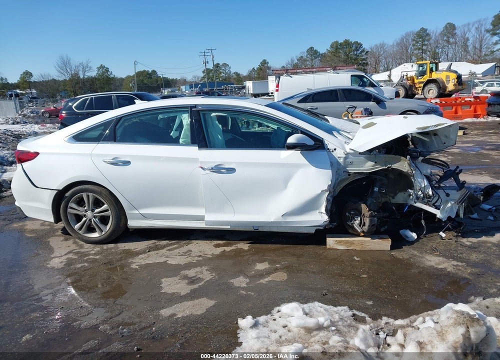 2018 HYUNDAI SONATA LIMITED VIN: 5NPE34AF8JH665207