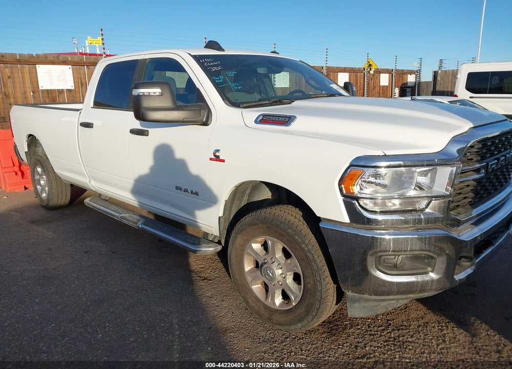 2024 RAM 2500 BIG HORN  4X4 8' BOX VIN: 3C6UR5JL5RG337549
