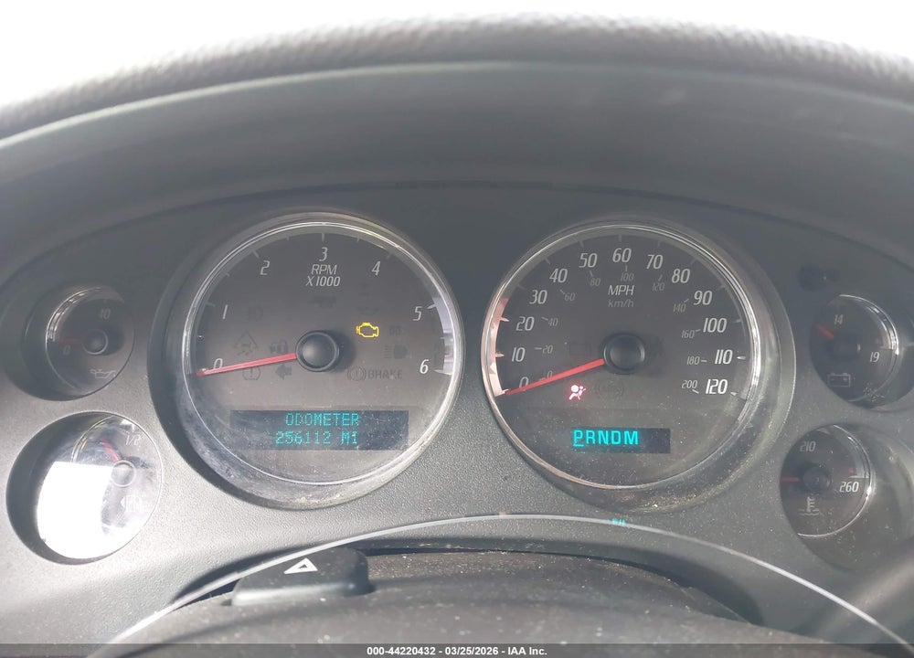 2007 GMC YUKON DENALI VIN: 1GKFK63897J336148