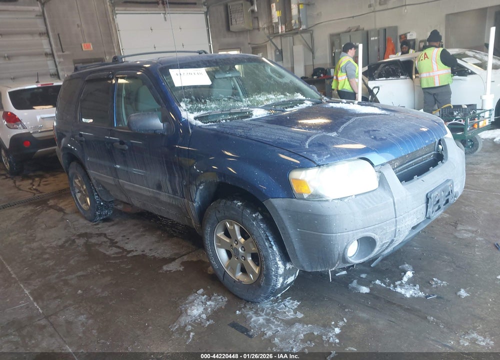2007 FORD ESCAPE XLT/XLT SPORT VIN: 1FMYU03157KB35822