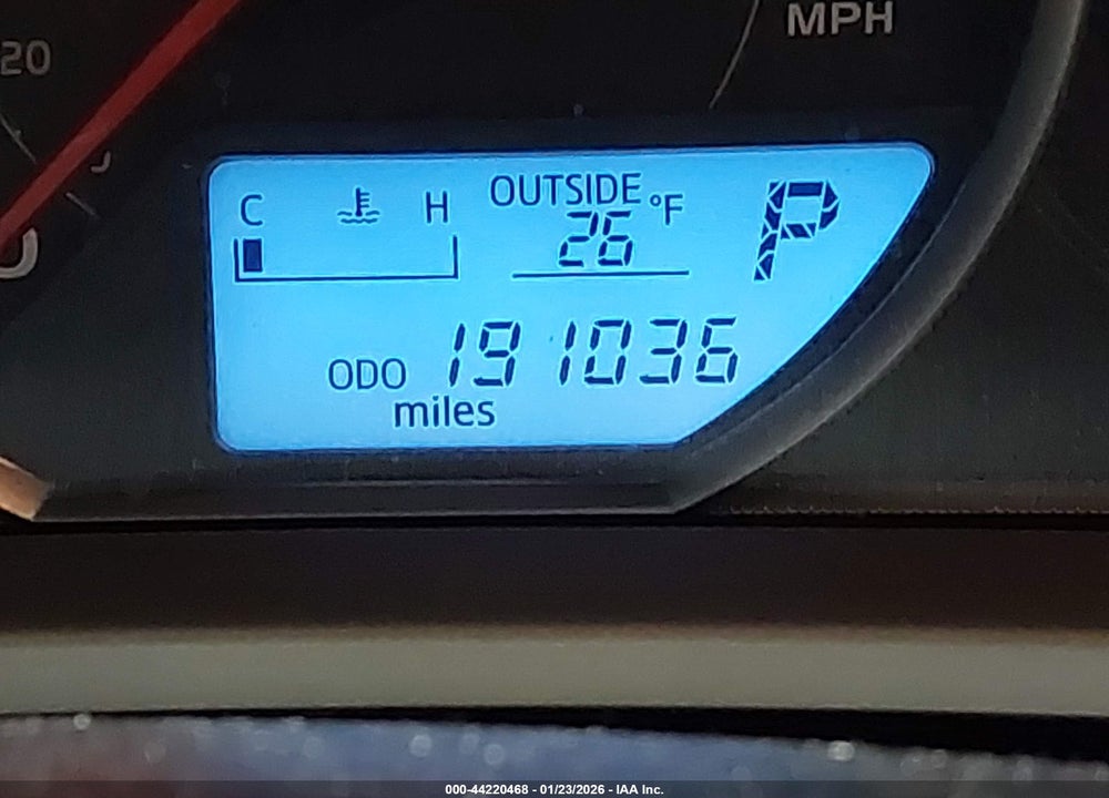 2015 TOYOTA RAV4 XLE VIN: 2T3WFREV9FW195487