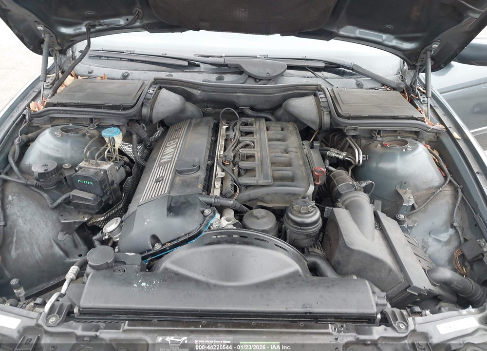 2000 BMW 528IA VIN: WBADM6343YGU11951