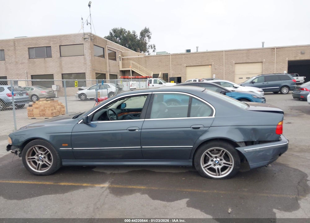 2000 BMW 528IA VIN: WBADM6343YGU11951