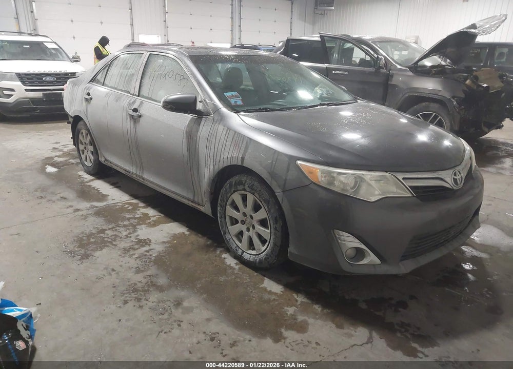2012 TOYOTA CAMRY XLE VIN: 4T4BF1FK9CR272728