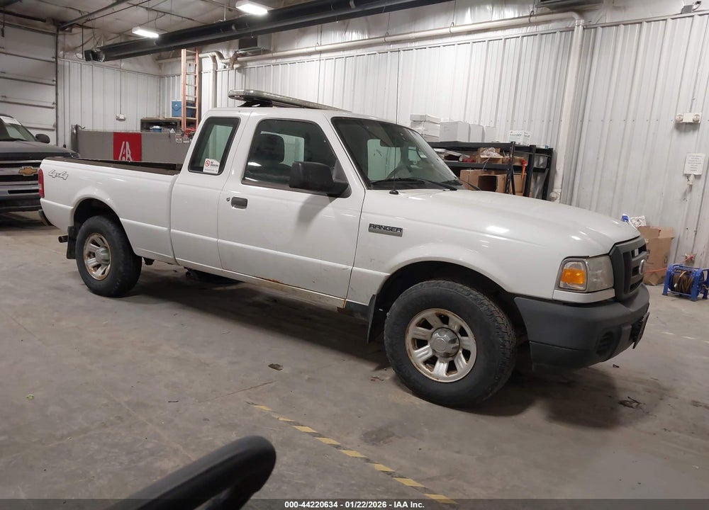 2011 FORD RANGER XL VIN: 1FTKR1FE1BPA09100