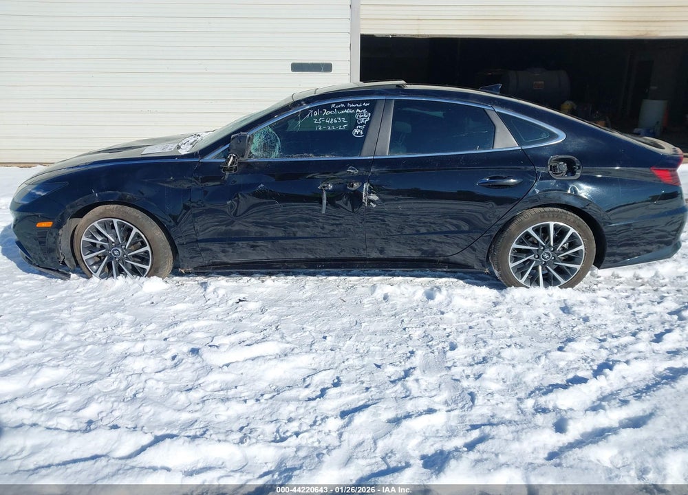 2023 HYUNDAI SONATA LIMITED VIN: KMHL34J27PA282875
