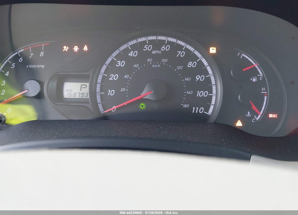2011 TOYOTA SIENNA LE V6 VIN: 5TDKK3DC6BS019483