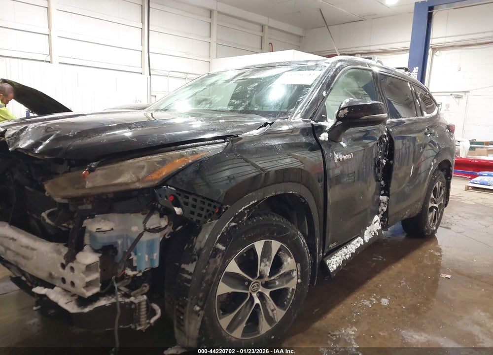2020 TOYOTA HIGHLANDER HYBRID XLE VIN: 5TDHBRCH7LS513749