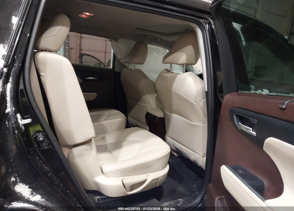 2020 TOYOTA HIGHLANDER HYBRID XLE VIN: 5TDHBRCH7LS513749