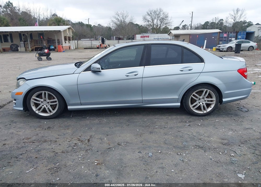 2013 MERCEDES-BENZ C 300 SPORT 4MATIC VIN: WDDGF8AB0DR278612