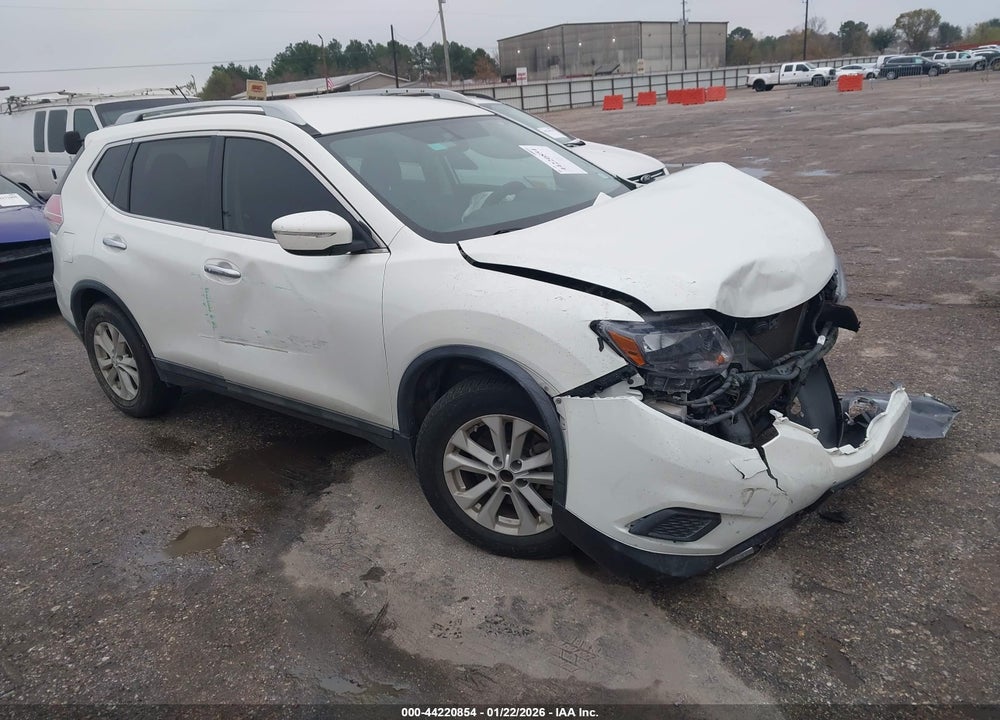 2015 NISSAN ROGUE SV VIN: 5N1AT2ML9FC899830