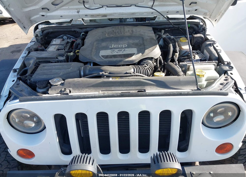 2016 JEEP WRANGLER UNLIMITED RUBICON VIN: 1C4BJWFG1GL106673