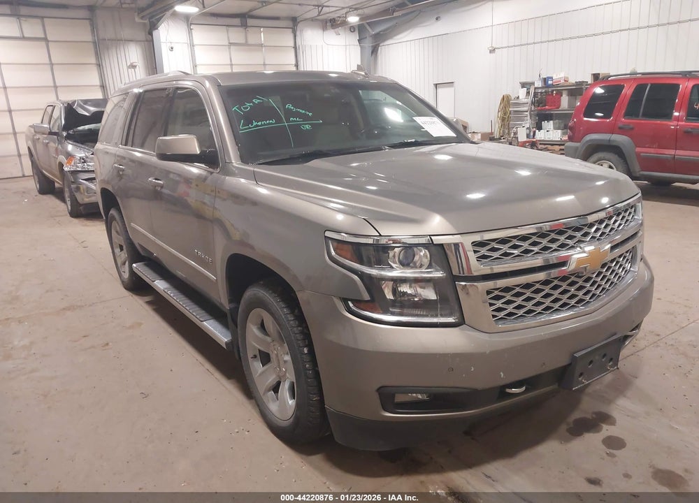 2017 CHEVROLET TAHOE LT VIN: 1GNSKBKC4HR233934