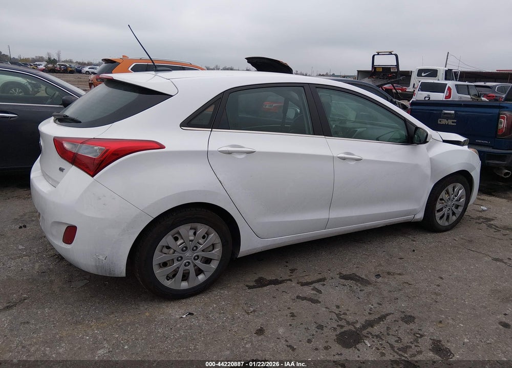 2017 HYUNDAI ELANTRA GT VIN: KMHD35LH4HU383271