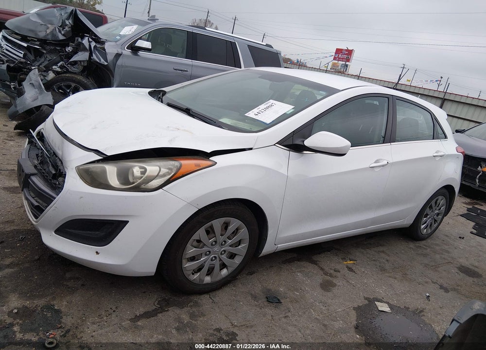 2017 HYUNDAI ELANTRA GT VIN: KMHD35LH4HU383271