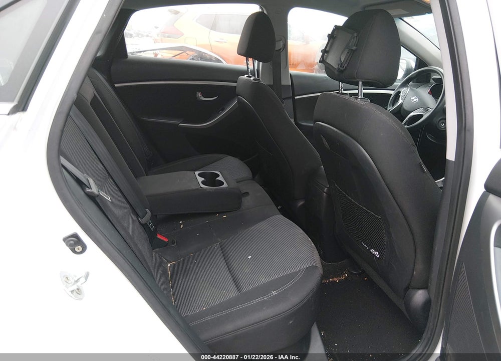 2017 HYUNDAI ELANTRA GT VIN: KMHD35LH4HU383271