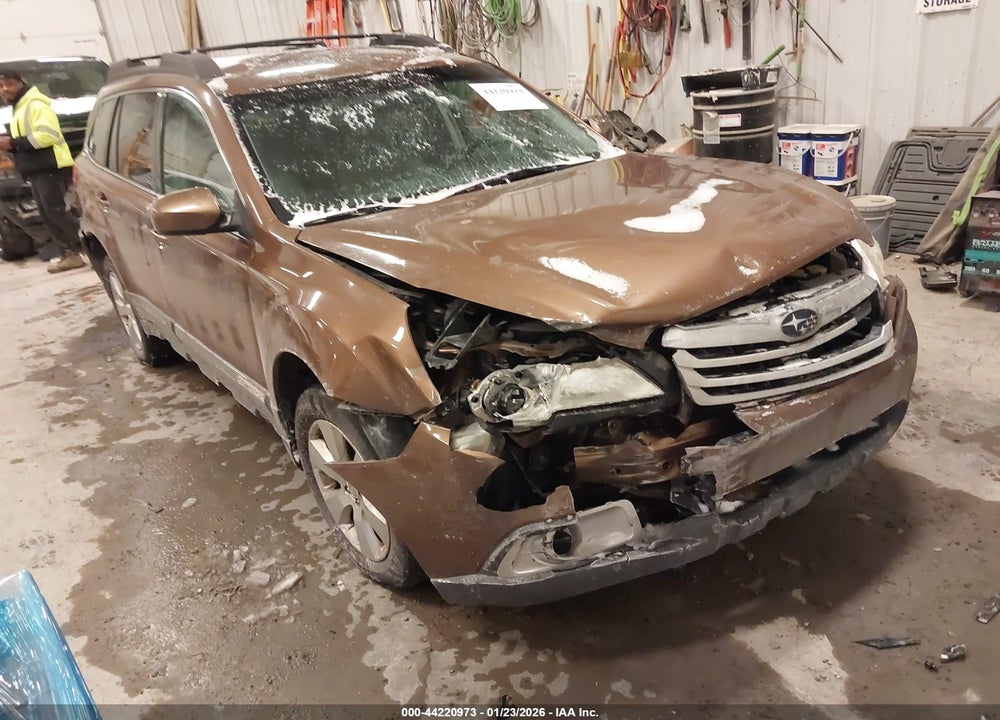 2011 SUBARU OUTBACK 2.5I PREMIUM VIN: 4S4BRBCC2B3312446