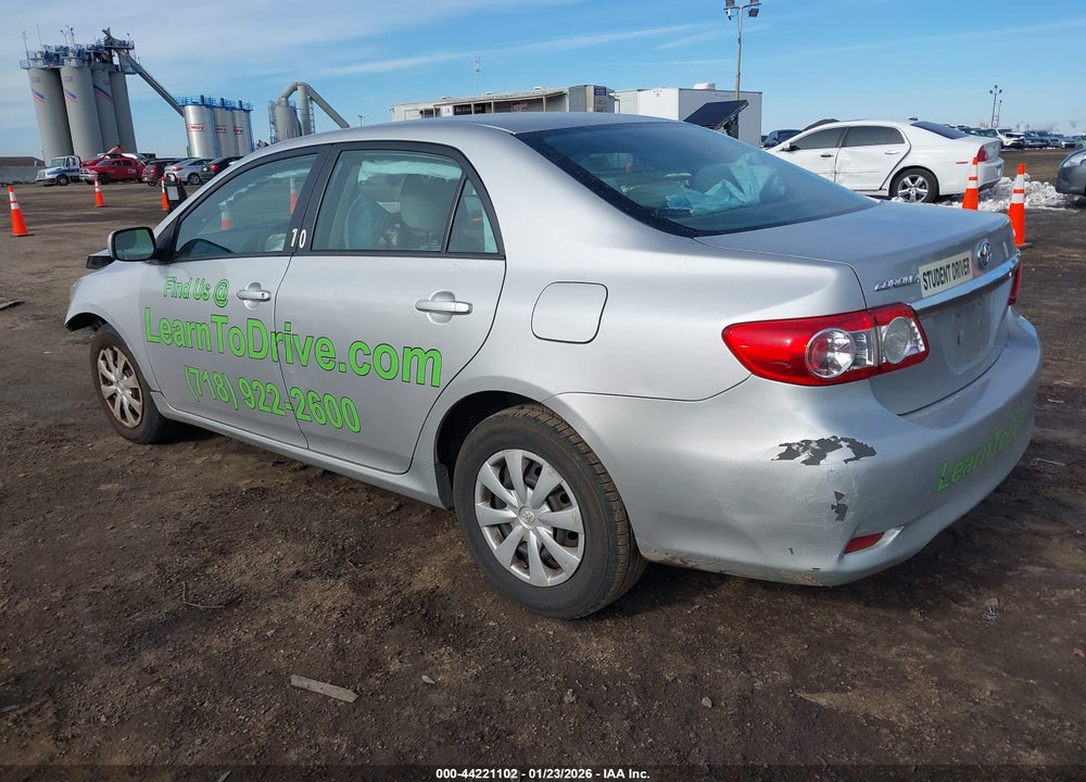 2011 TOYOTA COROLLA LE VIN: 2T1BU4EE1BC592977
