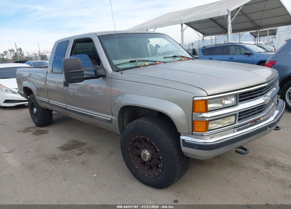 1998 CHEVROLET K2500 FLEETSIDE VIN: 1GCGK29R3WE194217