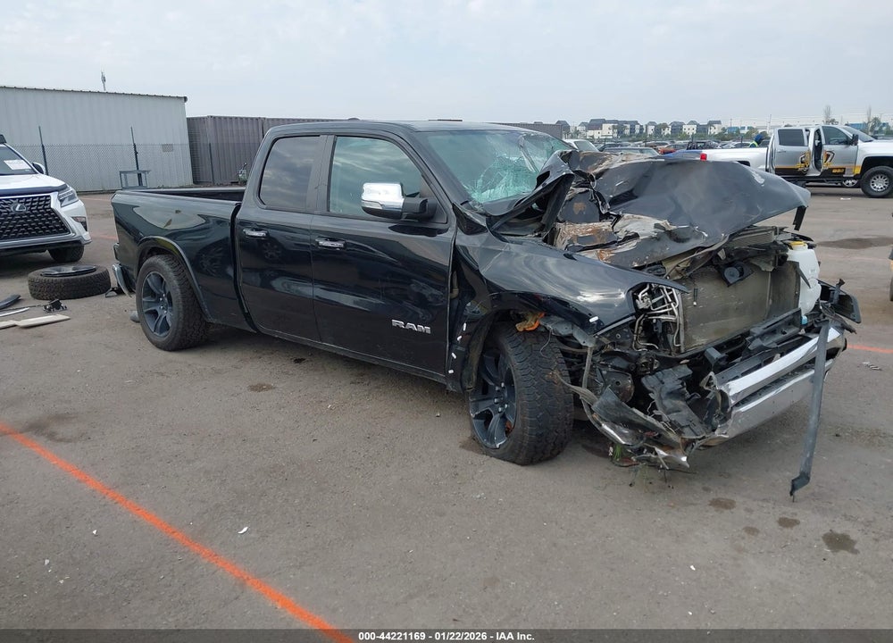 2019 RAM 1500 LAIE  4X2 6'4 BOX VIN: 1C6RREDT5KN924137