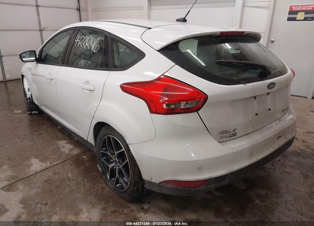 2018 FORD FOCUS SEL VIN: 1FADP3M21JL203303