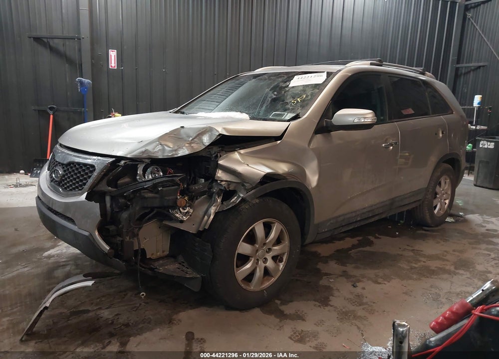 2012 KIA SORENTO LX V6 VIN: 5XYKT4A27CG288492