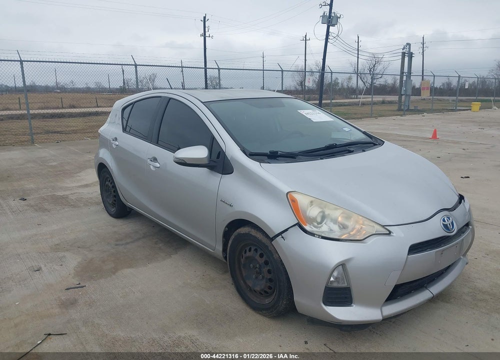 2013 TOYOTA PRIUS C TWO VIN: JTDKDTB36D1044798