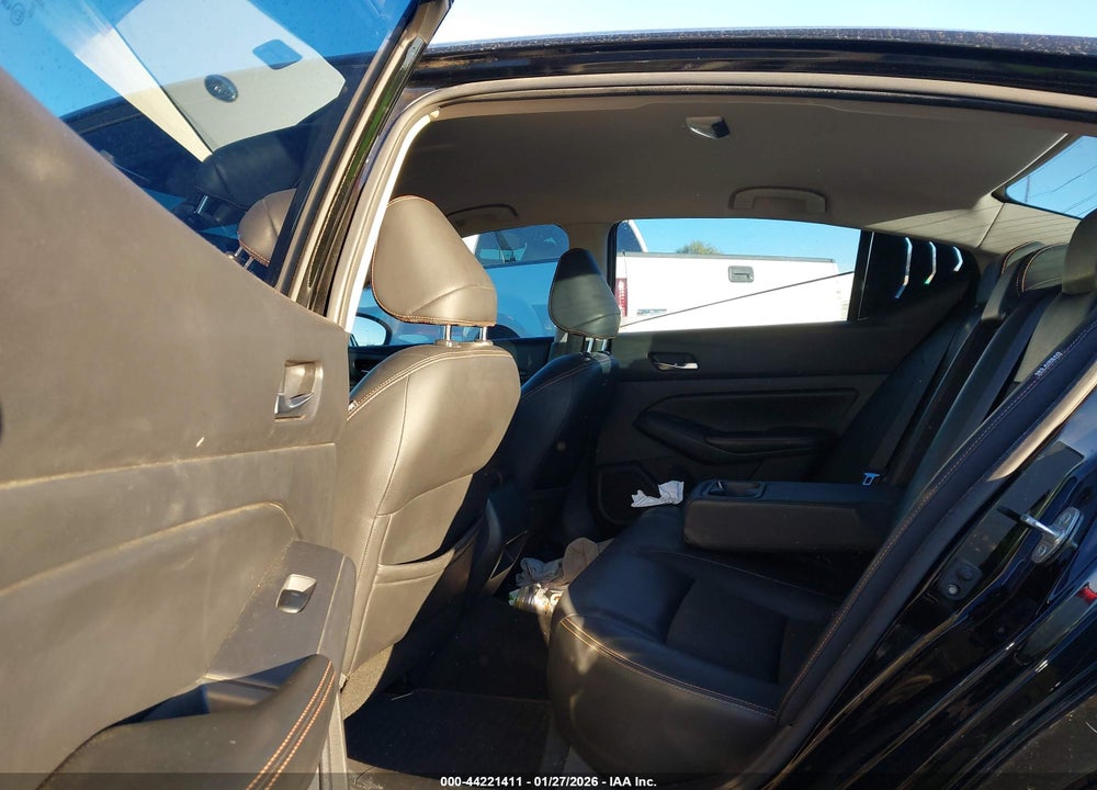 2020 NISSAN ALTIMA SR FWD VIN: 1N4BL4CV2LC208923