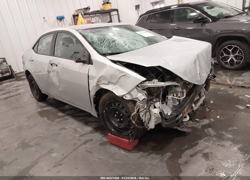 2015 TOYOTA COROLLA LE VIN: 2T1BURHE2FC370821