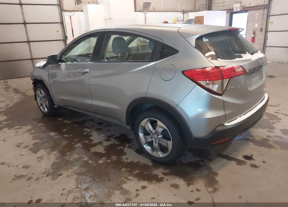 2022 HONDA HR-V AWD LX VIN: 3CZRU6H37NM739426