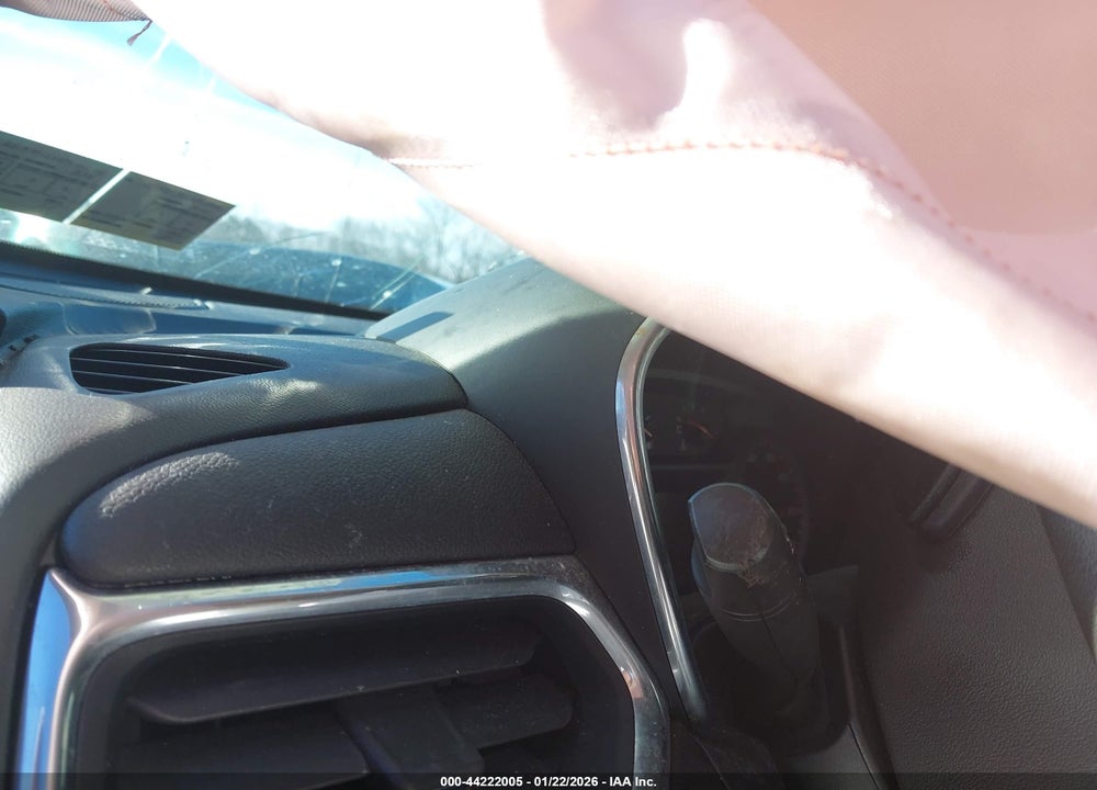 2018 CHEVROLET EQUINOX LT VIN: 2GNAXSEV2J6350603