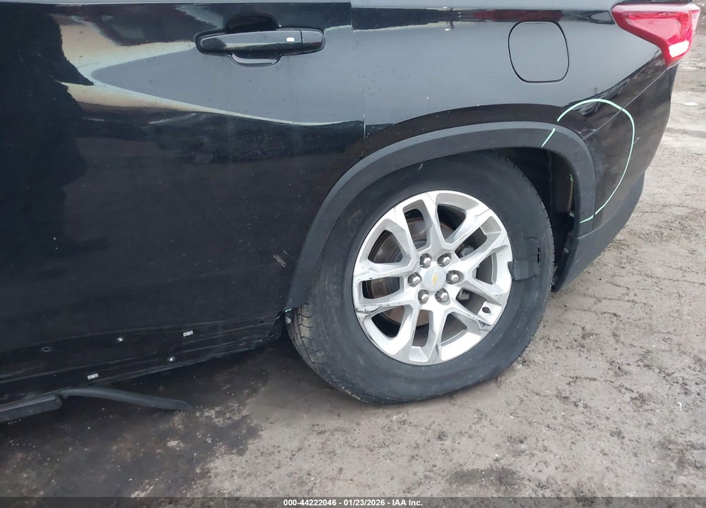2020 CHEVROLET TRAVERSE AWD LS VIN: 1GNEVFKW5LJ270956