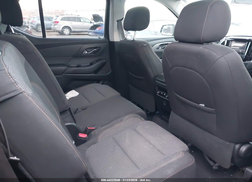 2020 CHEVROLET TRAVERSE AWD LS VIN: 1GNEVFKW5LJ270956