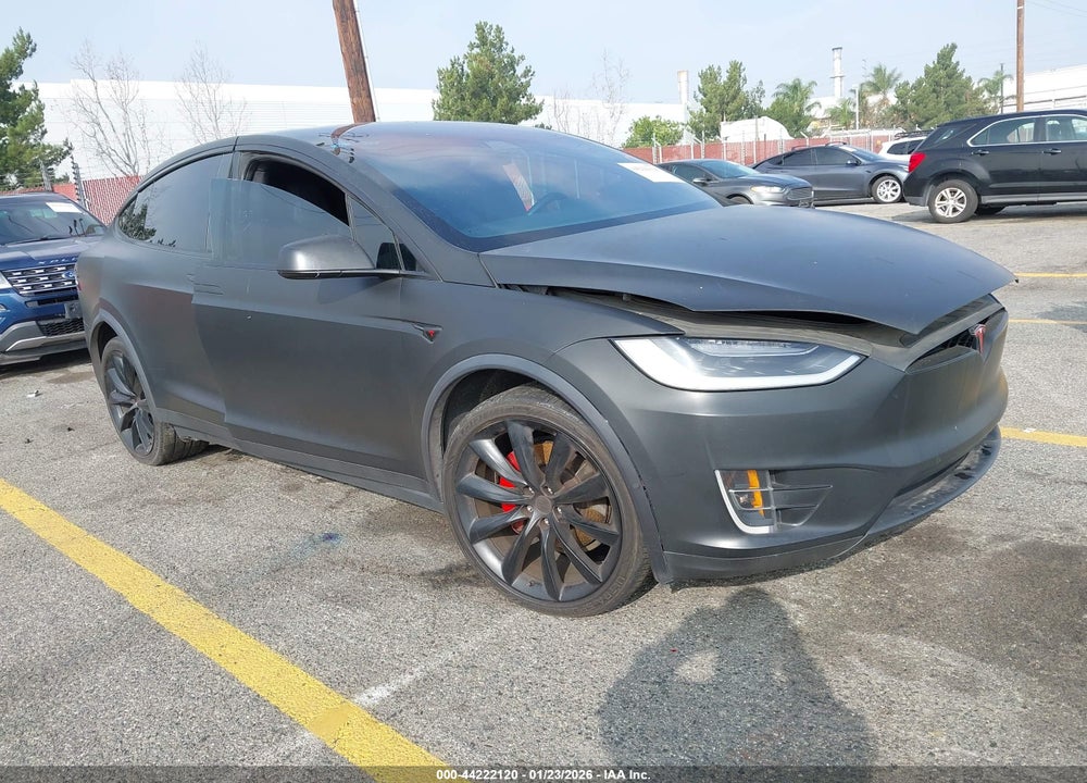 2018 TESLA MODEL X 100D/75D/P100D VIN: 5YJXCBE26JF090821