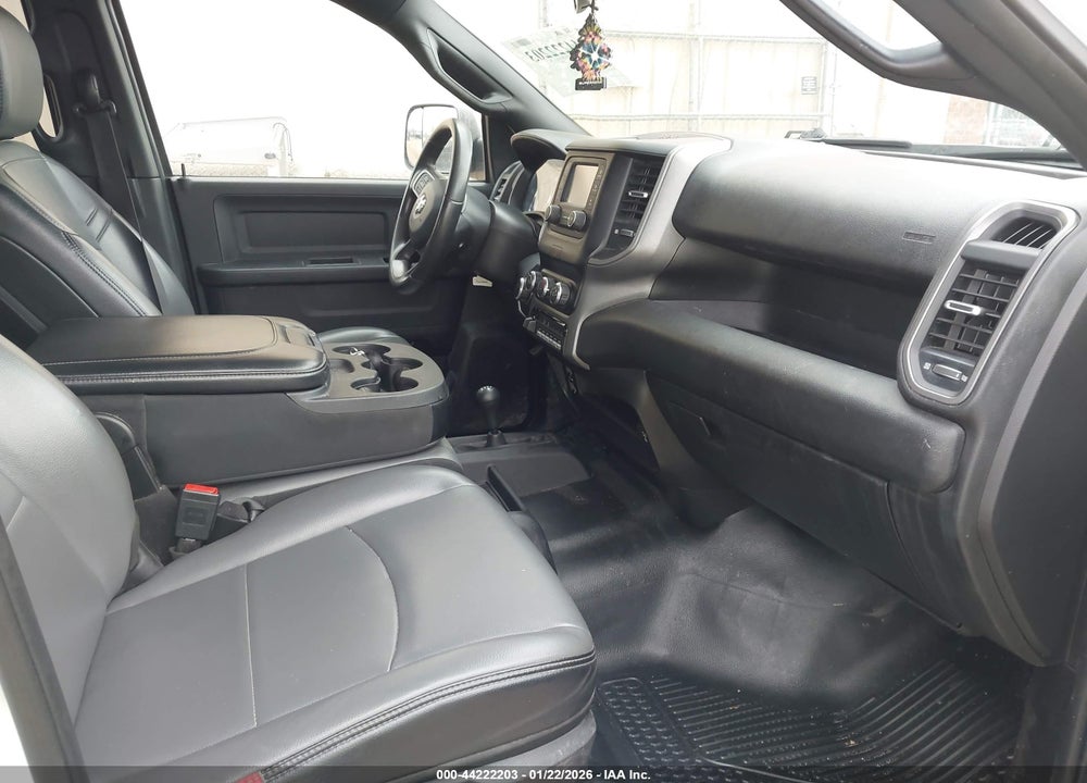 2022 RAM 2500 TRADESMAN  4X4 8' BOX VIN: 3C6UR5HJ9NG345328