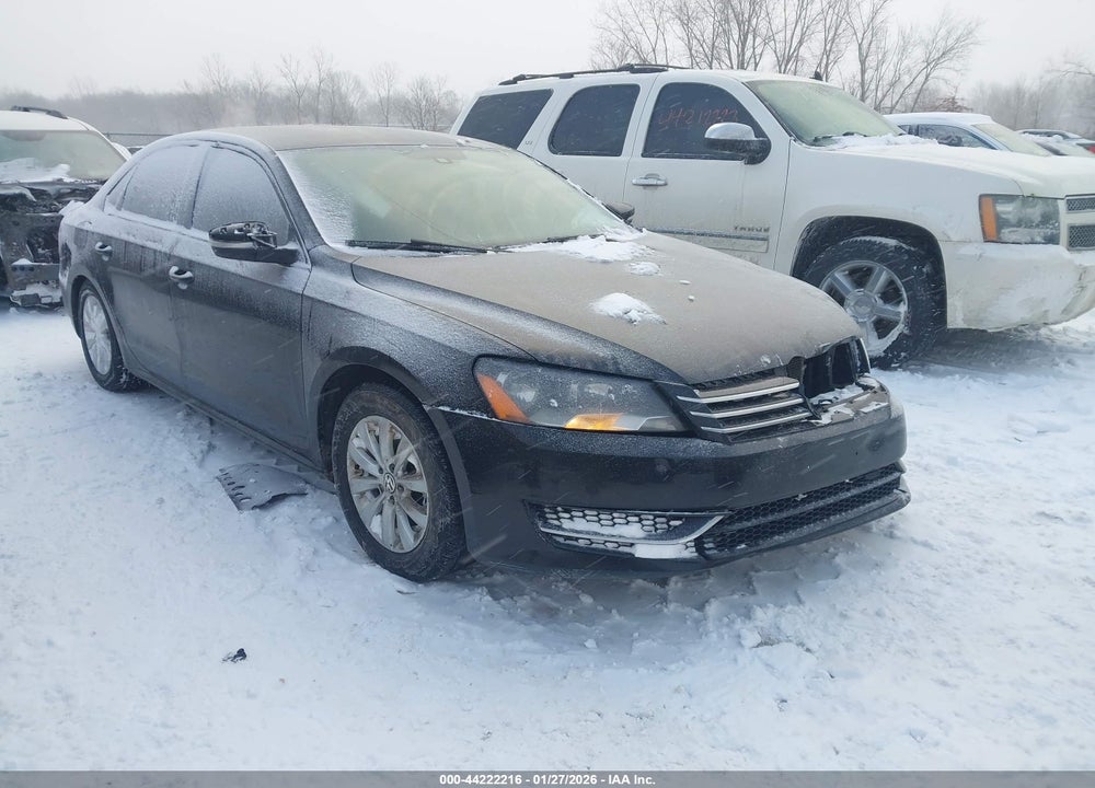 2013 VOLKSWAGEN PASSAT S VIN: 1VWAP7A33DC114030