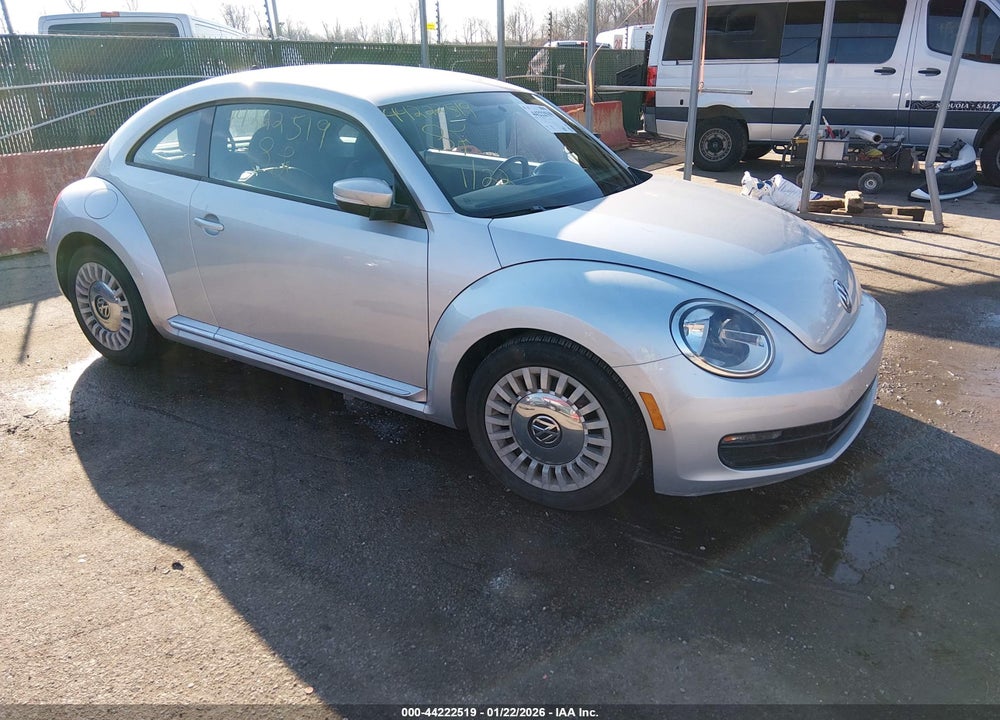 2014 VOLKSWAGEN BEETLE 1.8T VIN: 3VWJ17AT1EM639704