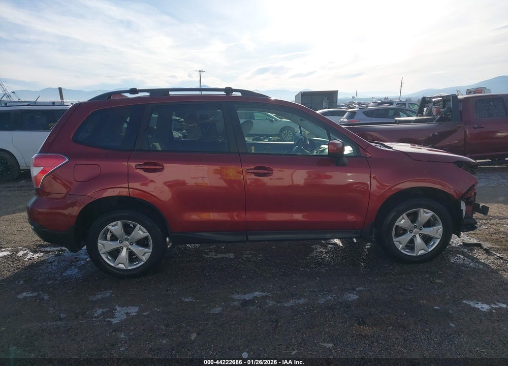 2016 SUBARU FORESTER 2.5I PREMIUM VIN: JF2SJADCXGH495319