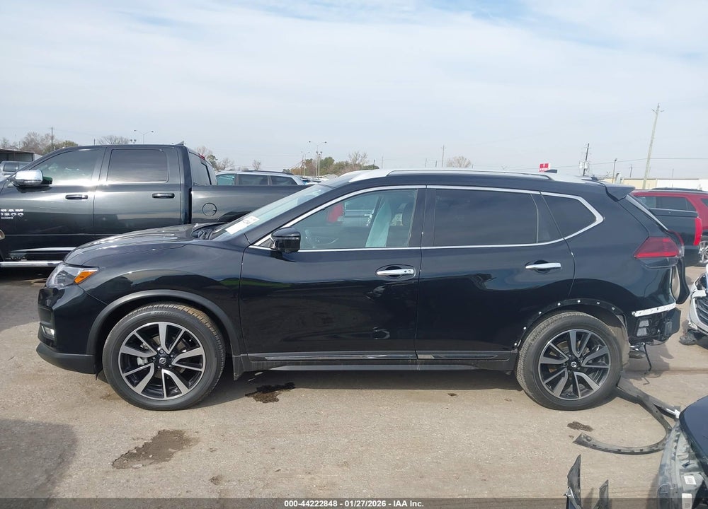 2019 NISSAN ROGUE SL VIN: 5N1AT2MT4KC767777