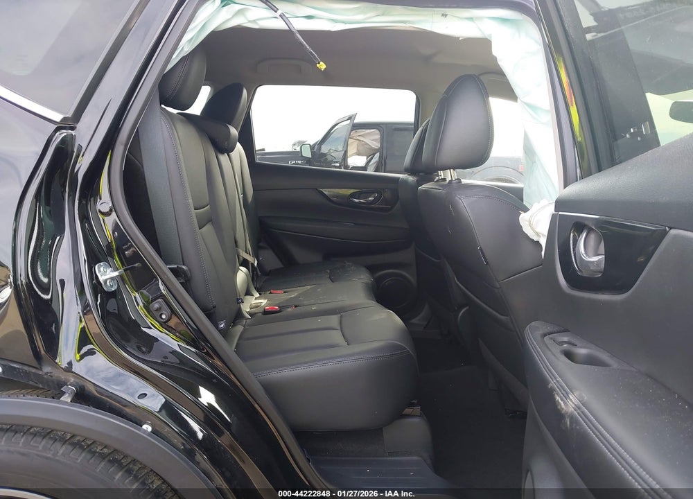 2019 NISSAN ROGUE SL VIN: 5N1AT2MT4KC767777