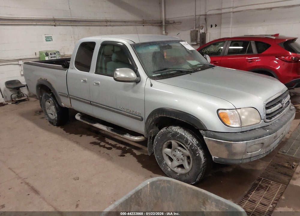 2000 TOYOTA TUNDRA SR5 V8 VIN: 5TBBT4418YS050592