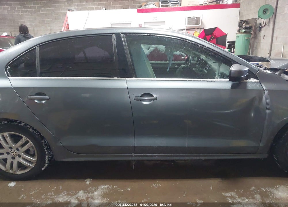 2017 VOLKSWAGEN JETTA 1.4T S VIN: 3VW2B7AJ5HM221666