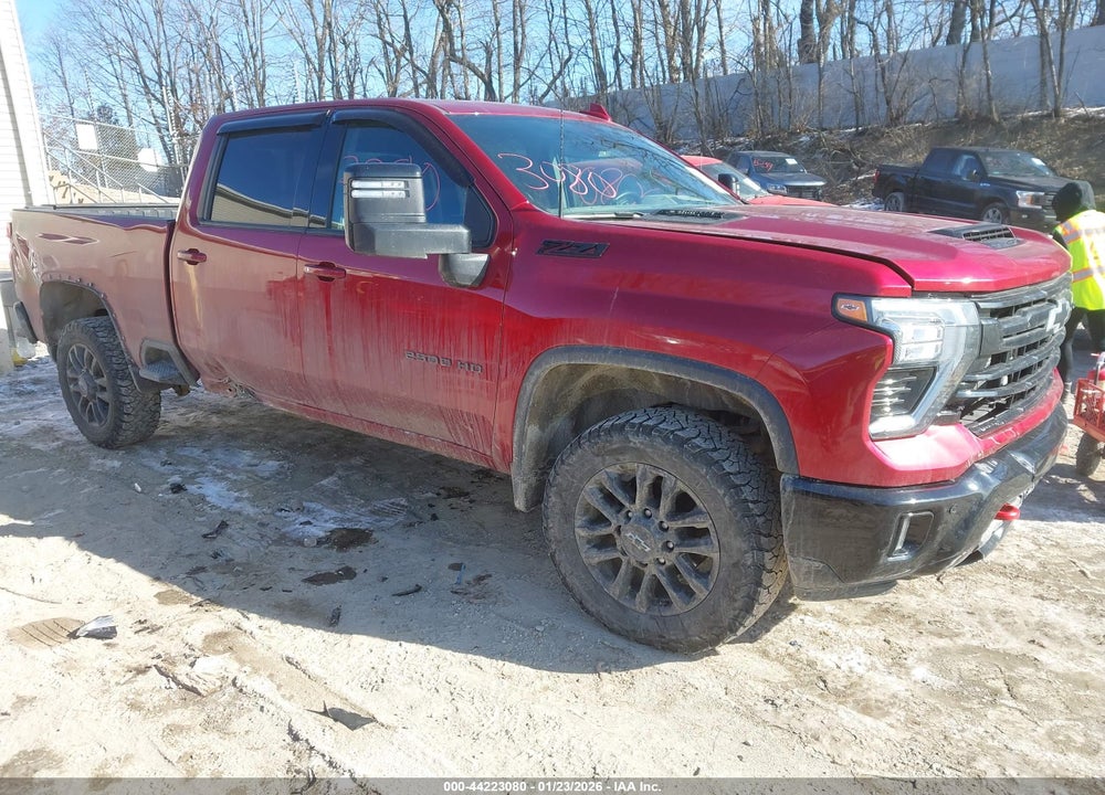 2025 CHEVROLET SILVERADO 2500HD 4WD  STANDARD BED LTZ VIN: 1GC4KPEY1SF165042