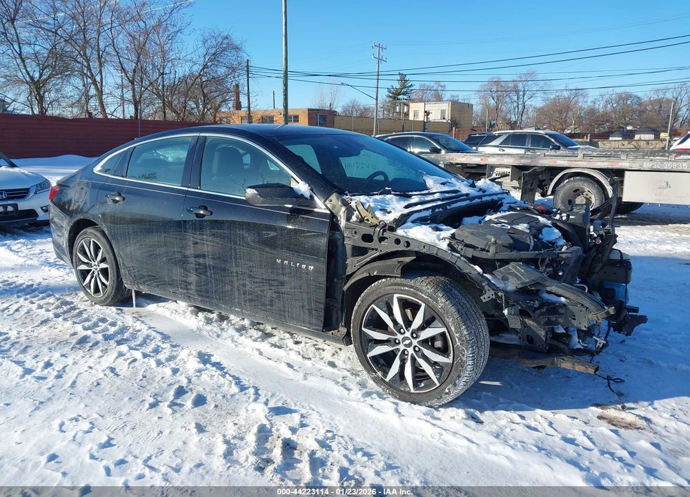2018 CHEVROLET MALIBU LT VIN: 1G1ZD5ST2JF283136